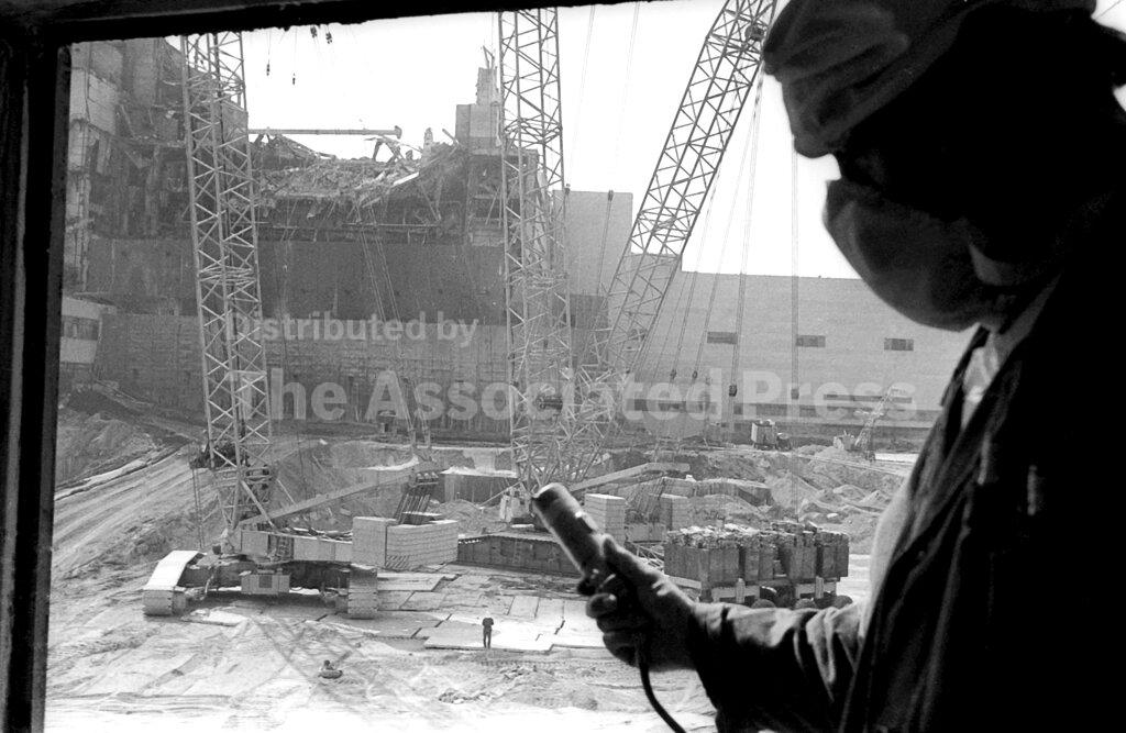 The Eighties: Monday, May 12, 1986 – History Diaries